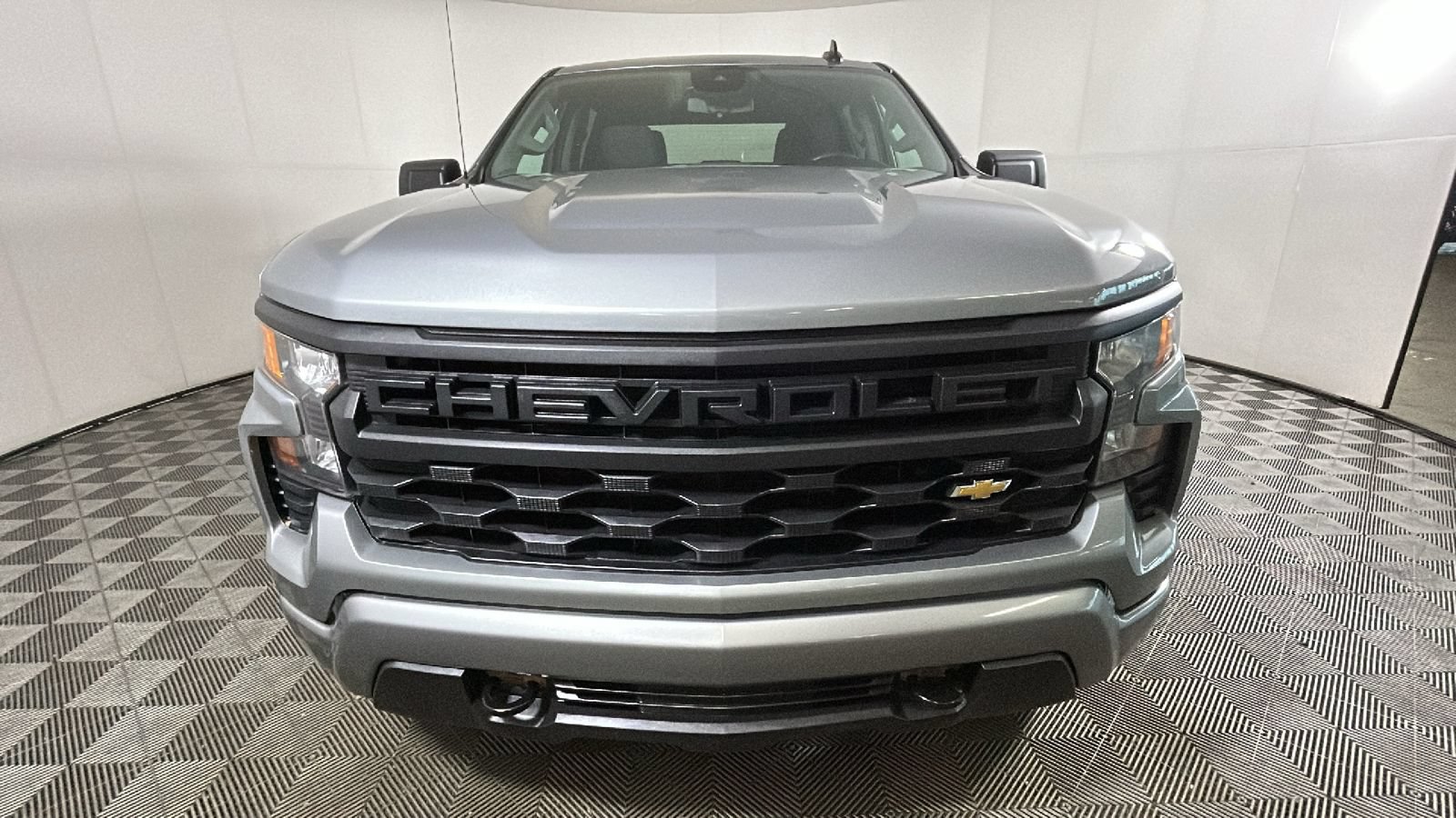 Used 2024 Chevrolet Silverado 1500 Custom AWD/4WD image 8