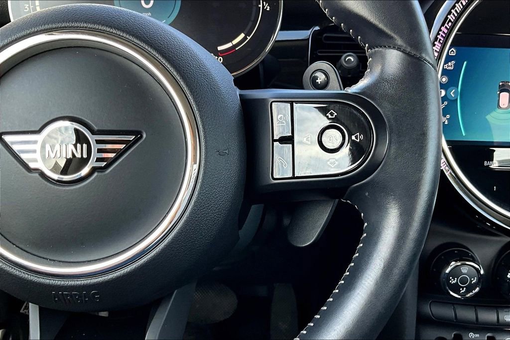 Used 2022 MINI Cooper S FWD image 9