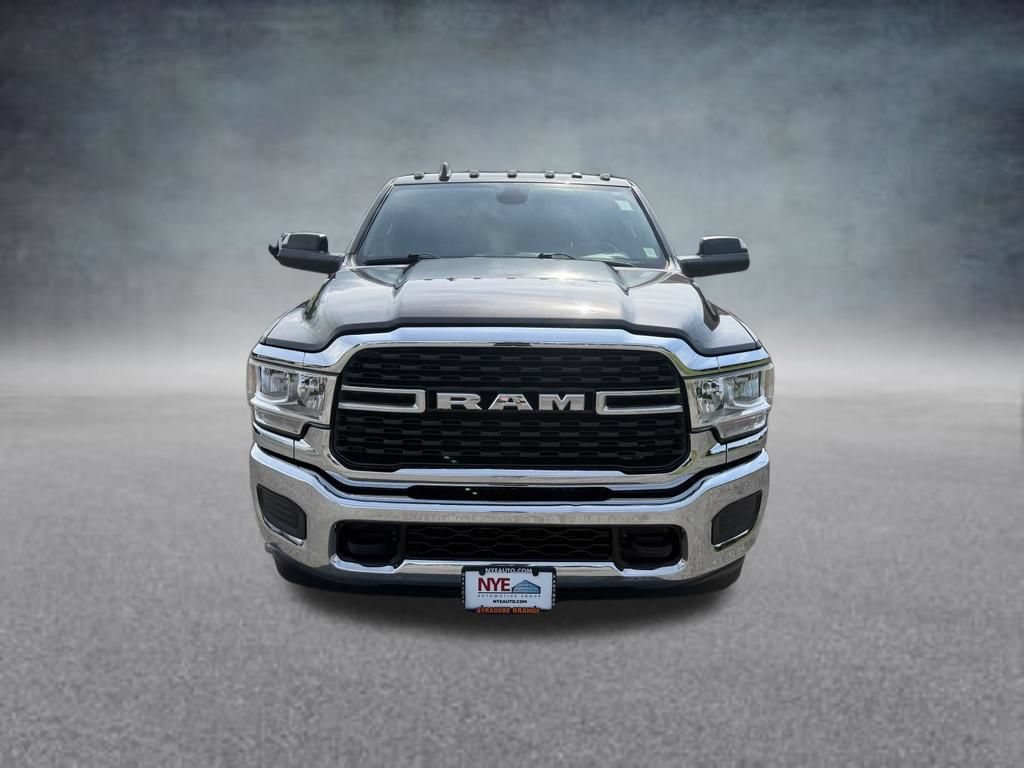 Used 2022 RAM 3500 Big Horn w/ Protection Group AWD/4WD image 9