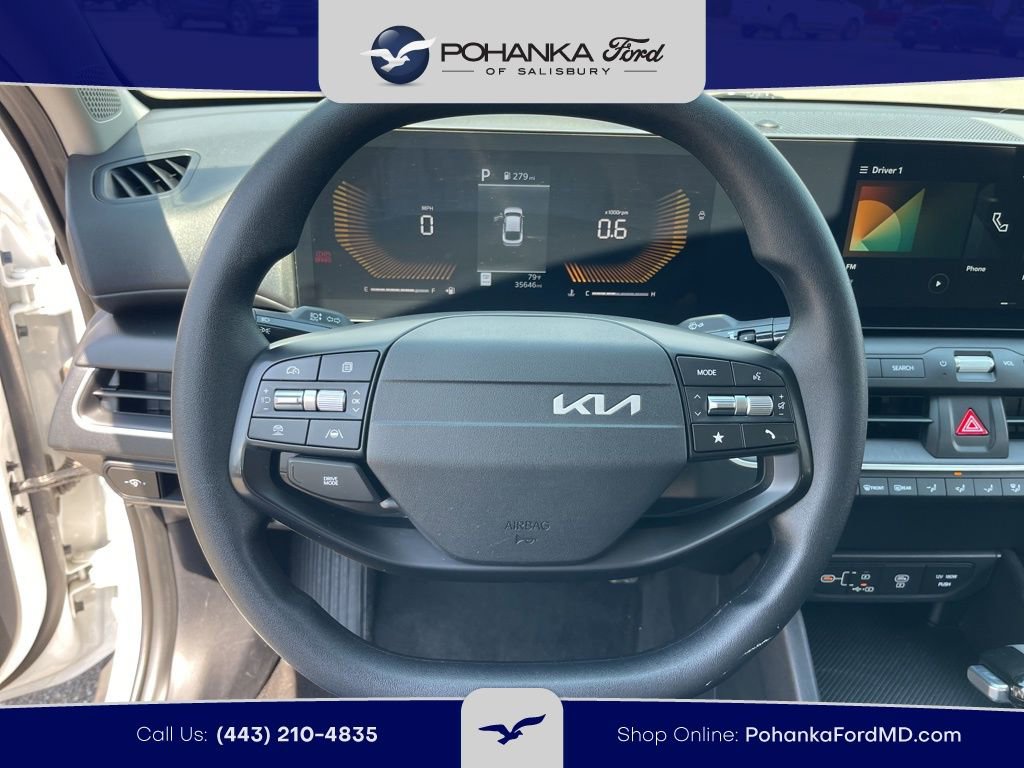 Used 2025 Kia K4 FWD image 15