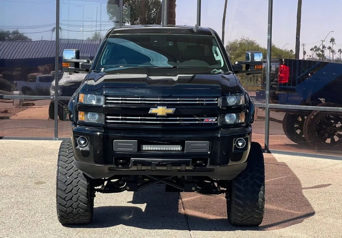 Used 2015 Chevrolet Silverado 2500 LTZ w/ Duramax Plus Package AWD/4WD image 24