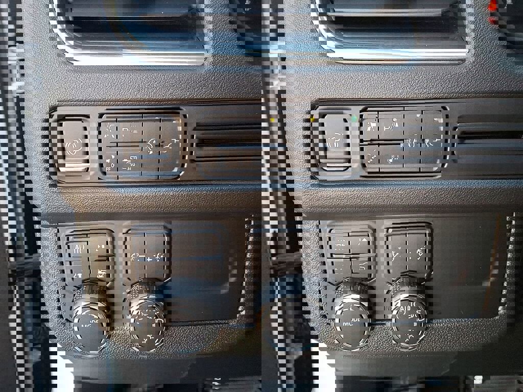 Certified 2022 Chevrolet Tahoe LT w/ Luxury Package image 31