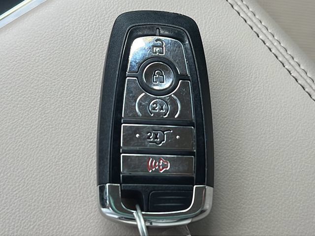 Used 2023 Lincoln Nautilus Reserve w/ Equipment Group 201A AWD/4WD image 24