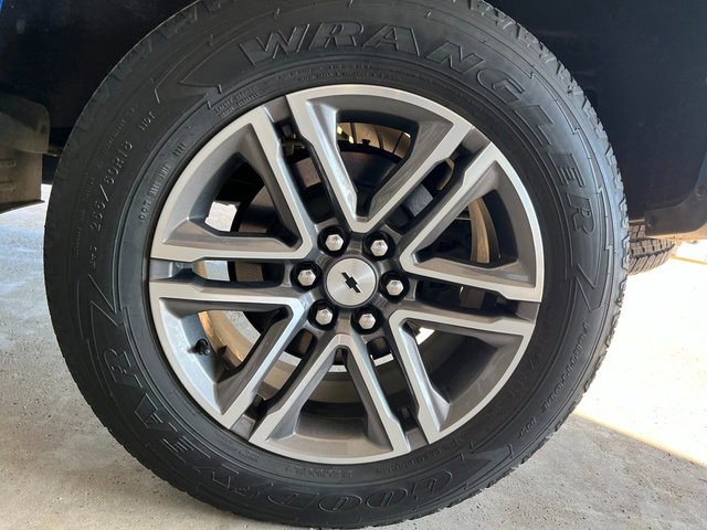 Used 2021 Chevrolet Colorado W/T w/ Custom Special Edition image 10