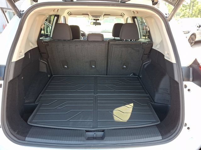 Certified 2026 Nissan Rogue SV FWD image 28