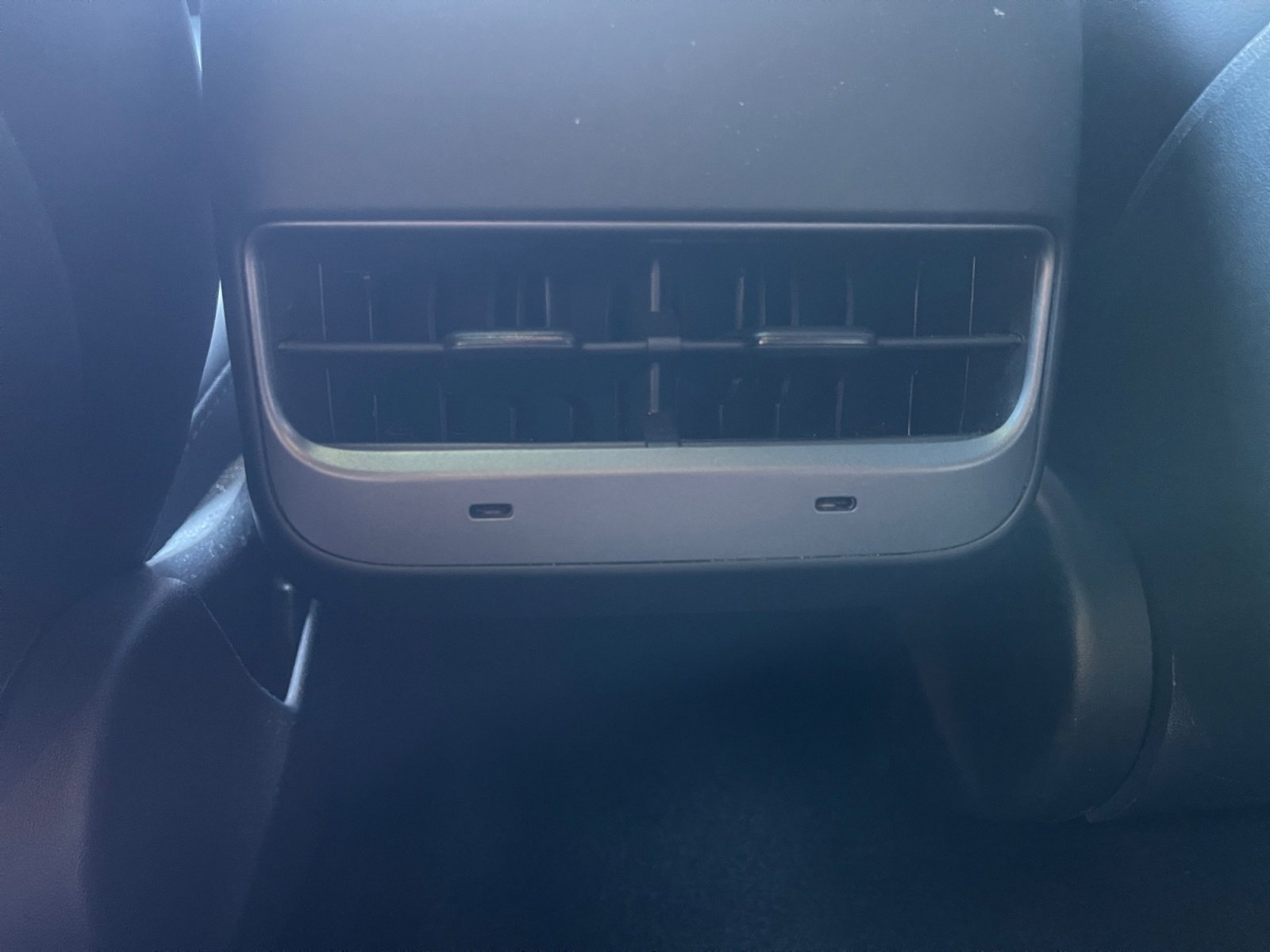 Used 2023 Tesla Model 3 Standard Range image 18