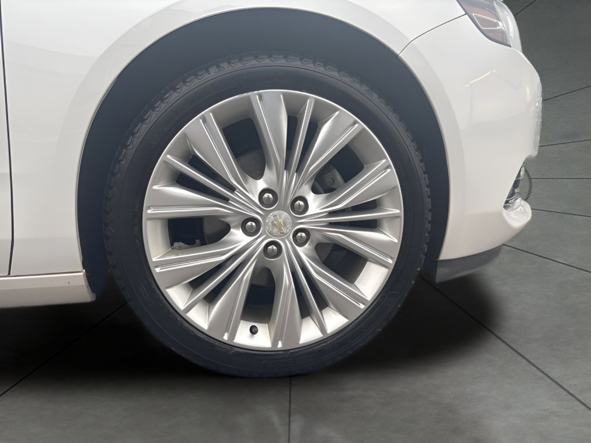 Used 2018 Chevrolet Impala Premier w/ Premier Confidence Package FWD image 10