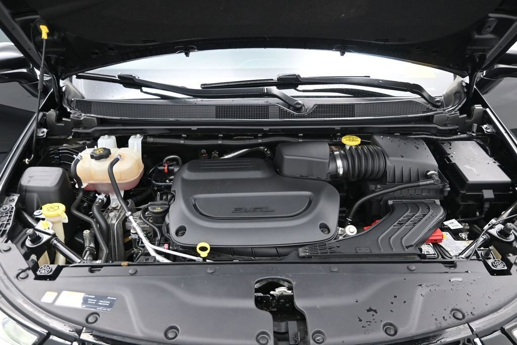 Used 2022 Chrysler Pacifica Touring-L FWD image 15