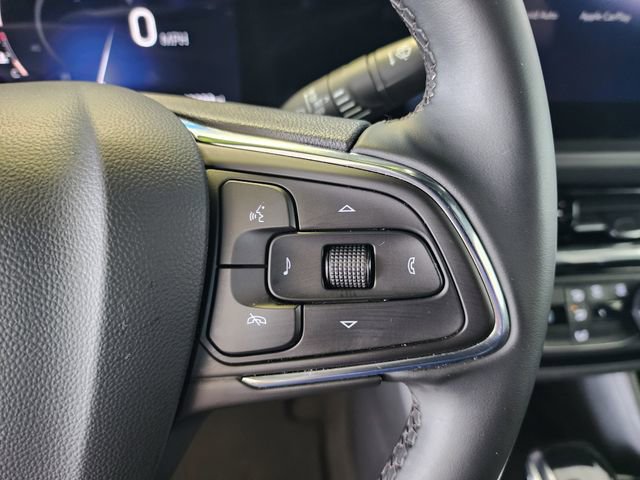 Certified 2025 Buick Envista Sport Touring FWD image 20