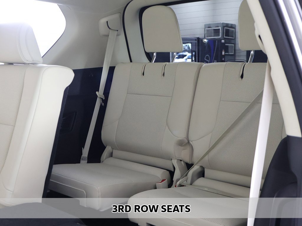 Used 2023 Lexus GX 460 Premium image 11