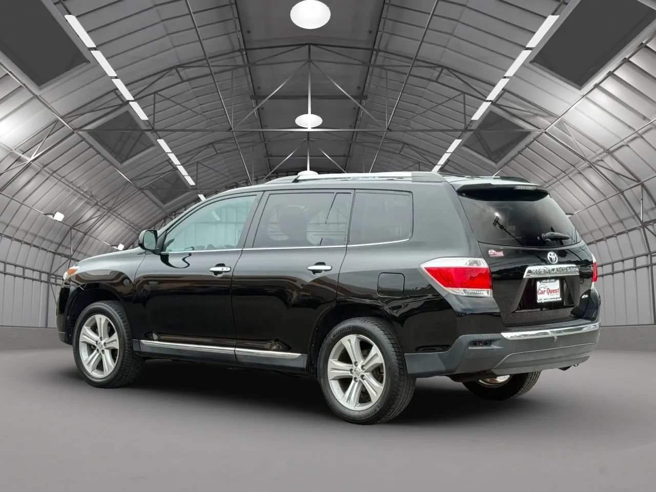 Used 2013 Toyota Highlander Limited AWD/4WD image 5