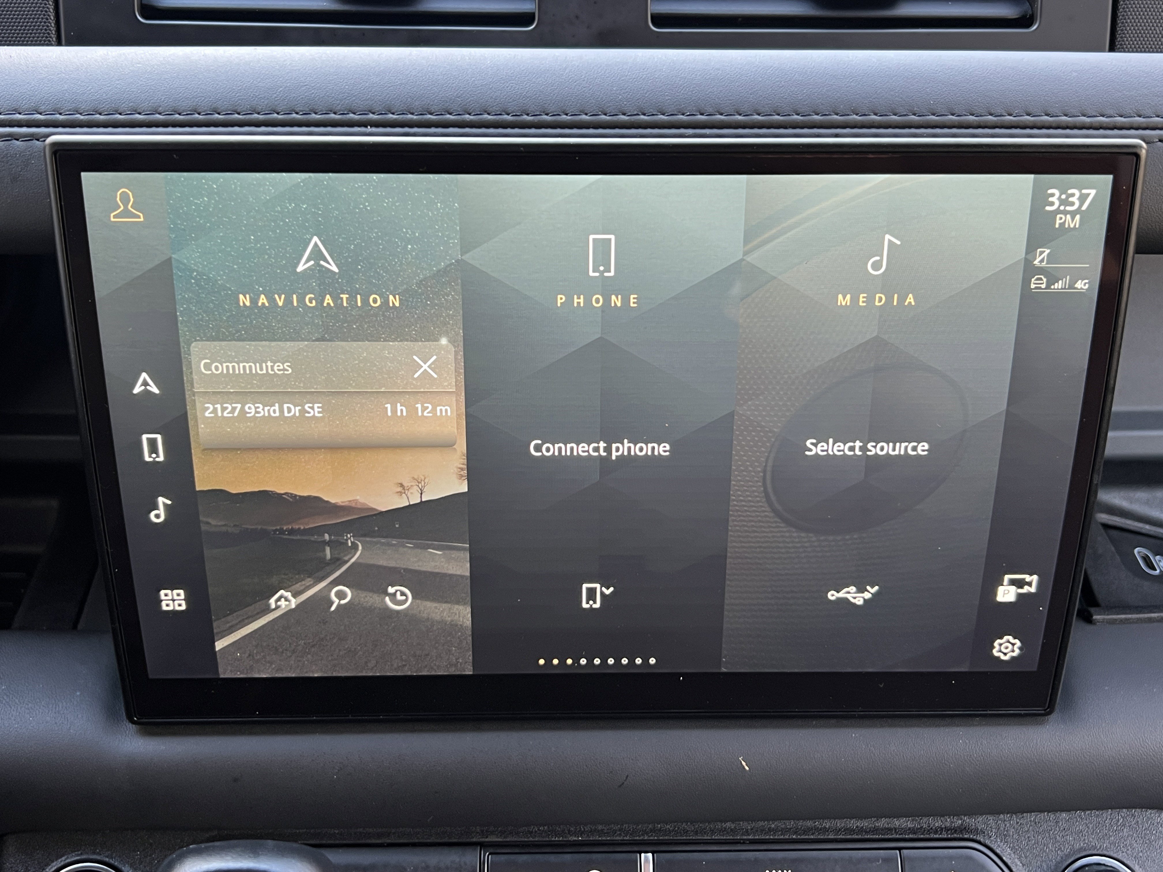 Used 2023 Land Rover Defender 130 X image 11