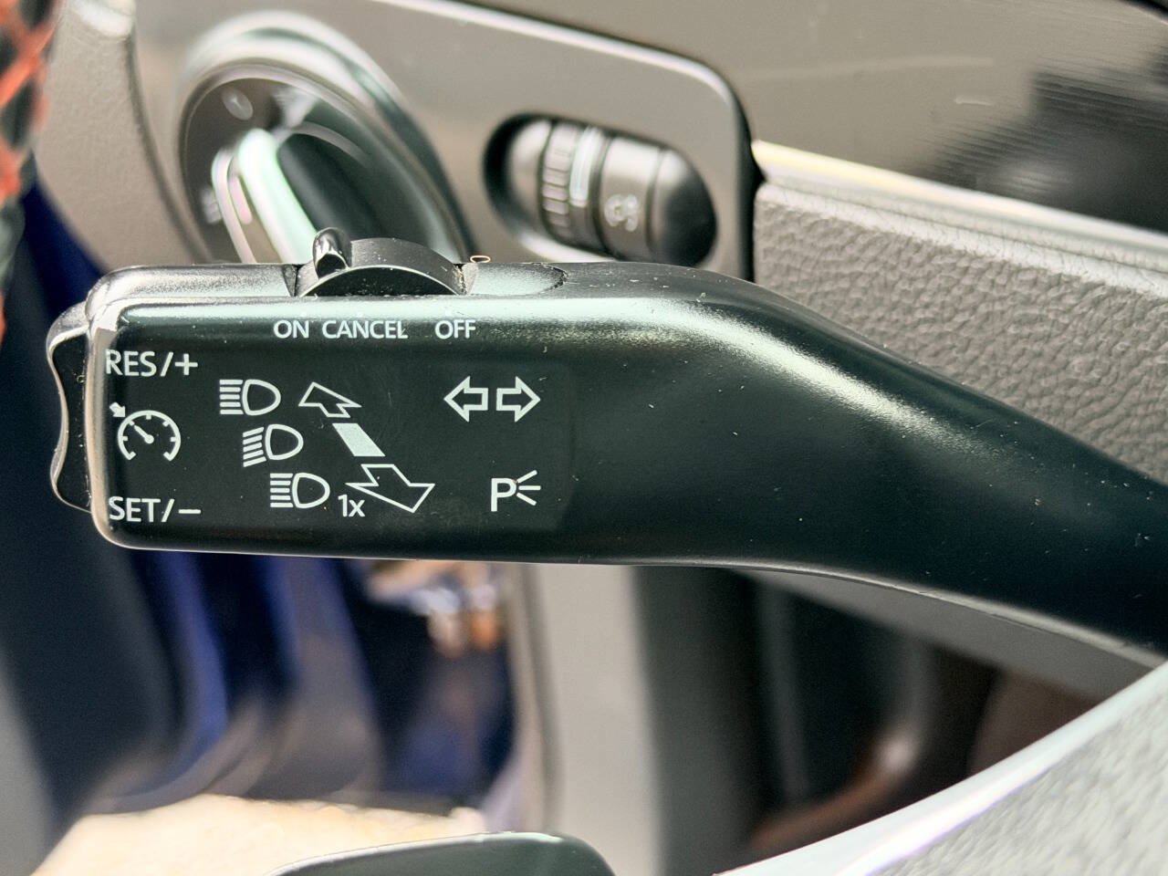 Used 2012 Volkswagen GTI 4-Door FWD image 31