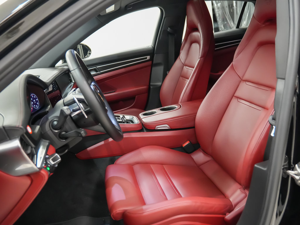 Certified 2023 Porsche Panamera 4 Platinum Edition AWD/4WD image 5