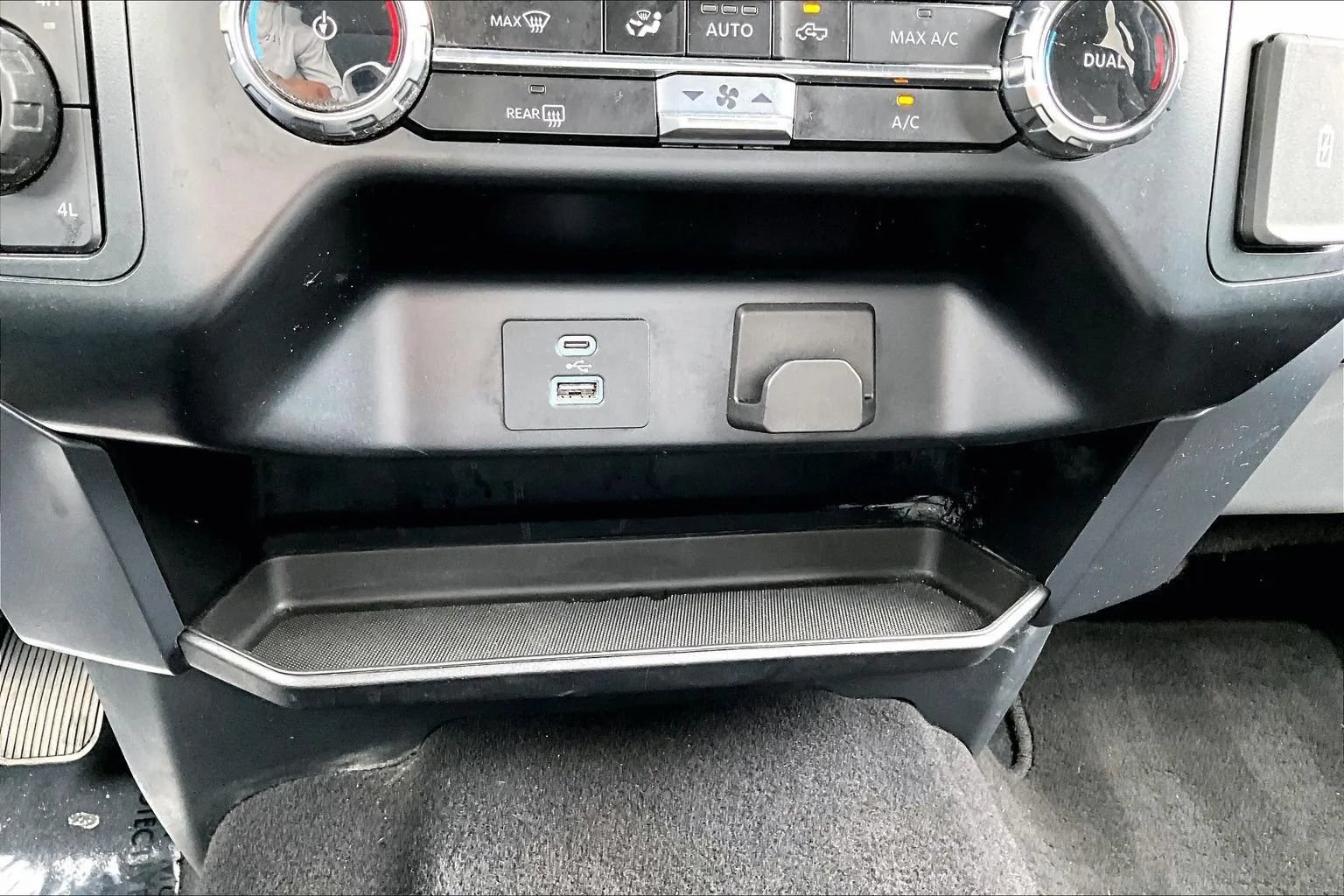 Used 2024 Ford F150 XLT w/ Tow/Haul Package AWD/4WD image 17