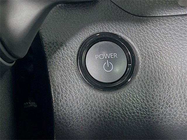 Used 2025 Toyota Camry SE image 18