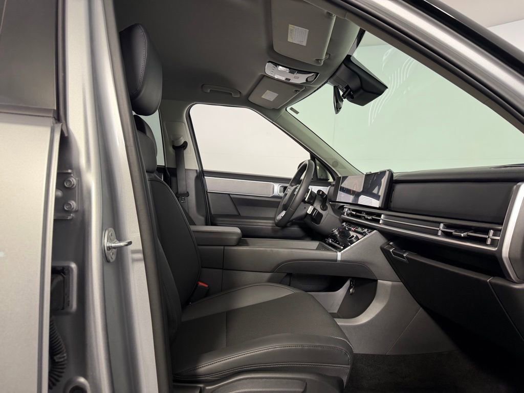 Used 2025 Hyundai Santa Fe SEL image 30