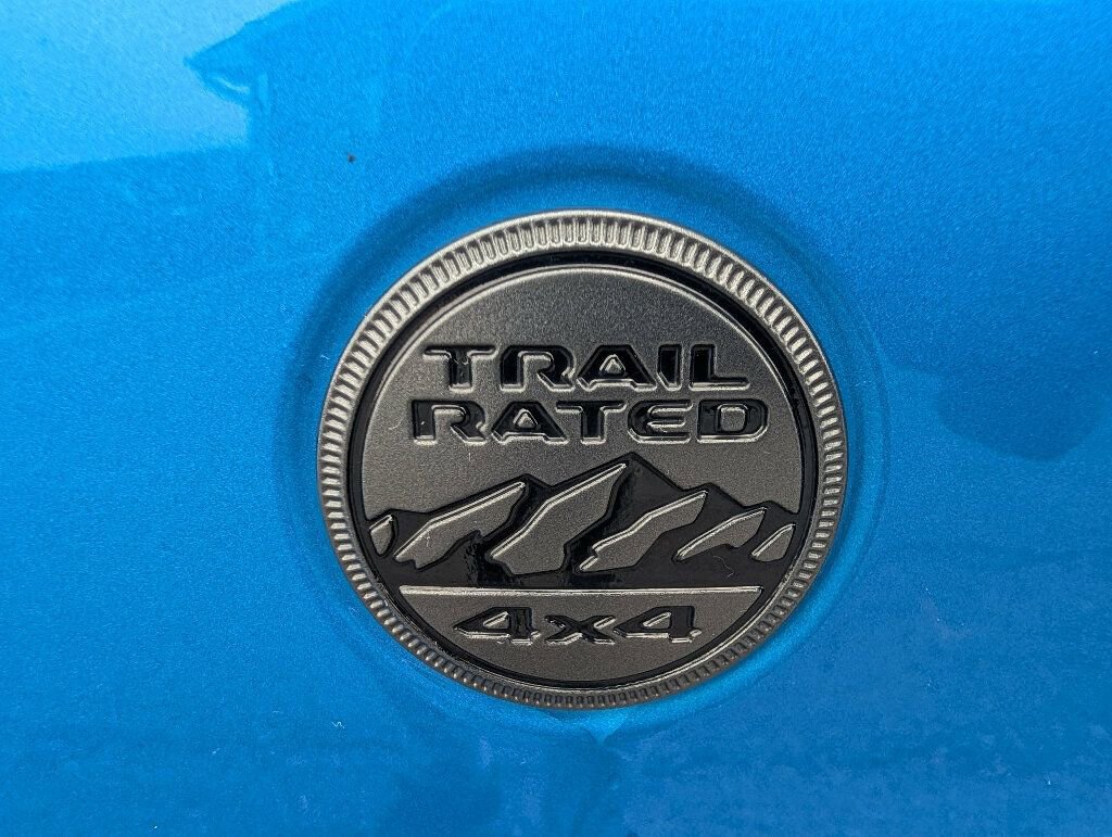 Used 2022 Jeep Gladiator Sport image 13