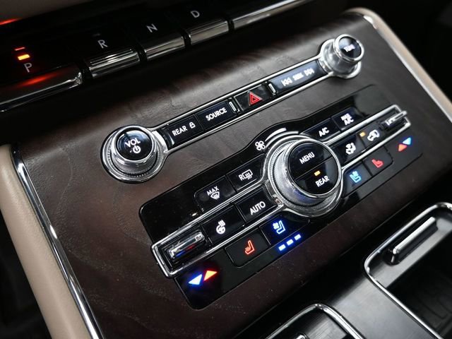 Used 2021 Lincoln Aviator Reserve w/ Equipment Group 202A image 37