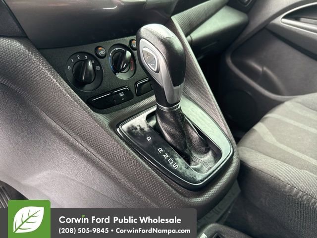 Used 2015 Ford Transit Connect XLT image 21