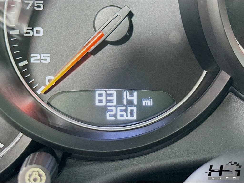 Used 2019 Porsche 911 Turbo image 11