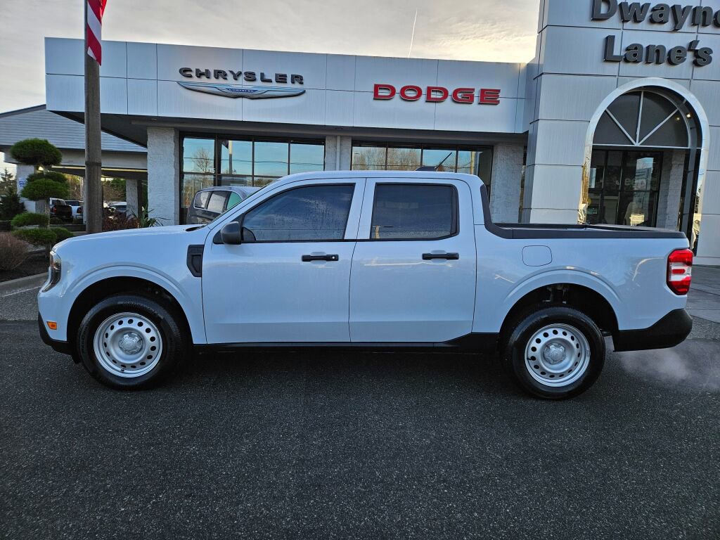 Used 2025 Ford Maverick XL w/ 4K Tow Package image 2