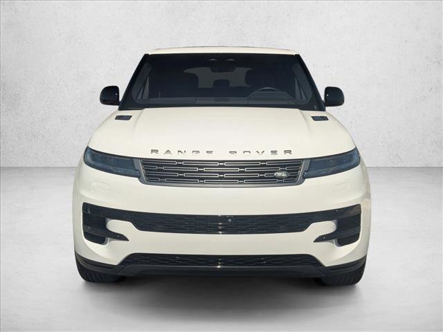 Used 2023 Land Rover Range Rover Sport SE image 2