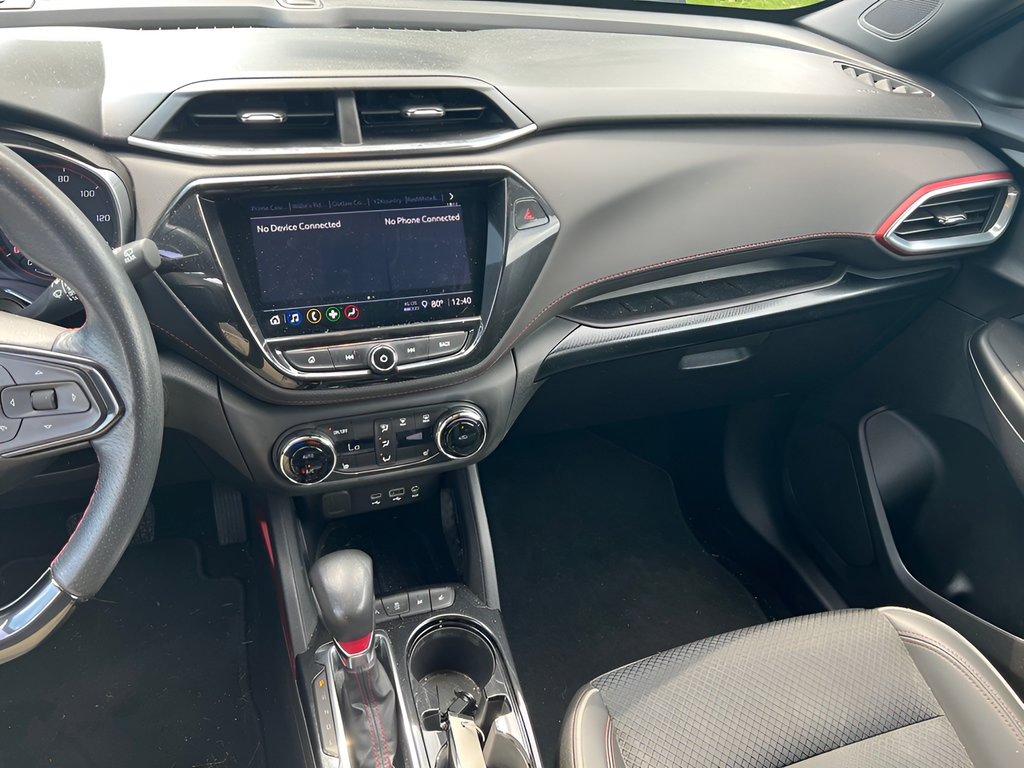 Used 2021 Chevrolet TrailBlazer RS w/ Convenience Package FWD image 24