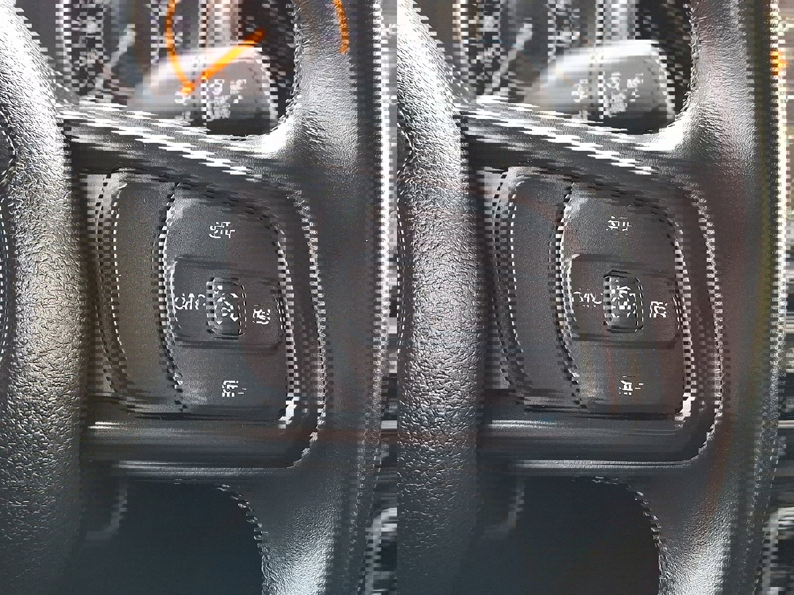 Used 2022 Jeep Gladiator Sport image 21