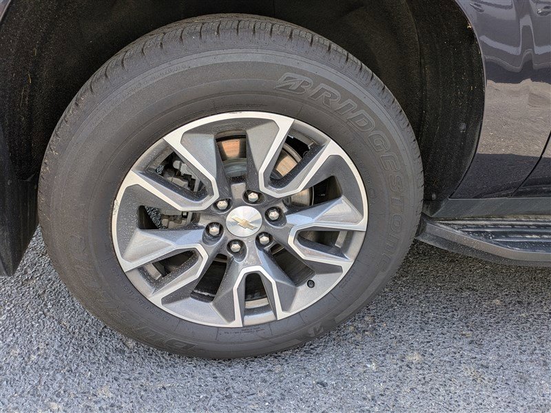 Used 2023 Chevrolet Suburban LS image 12