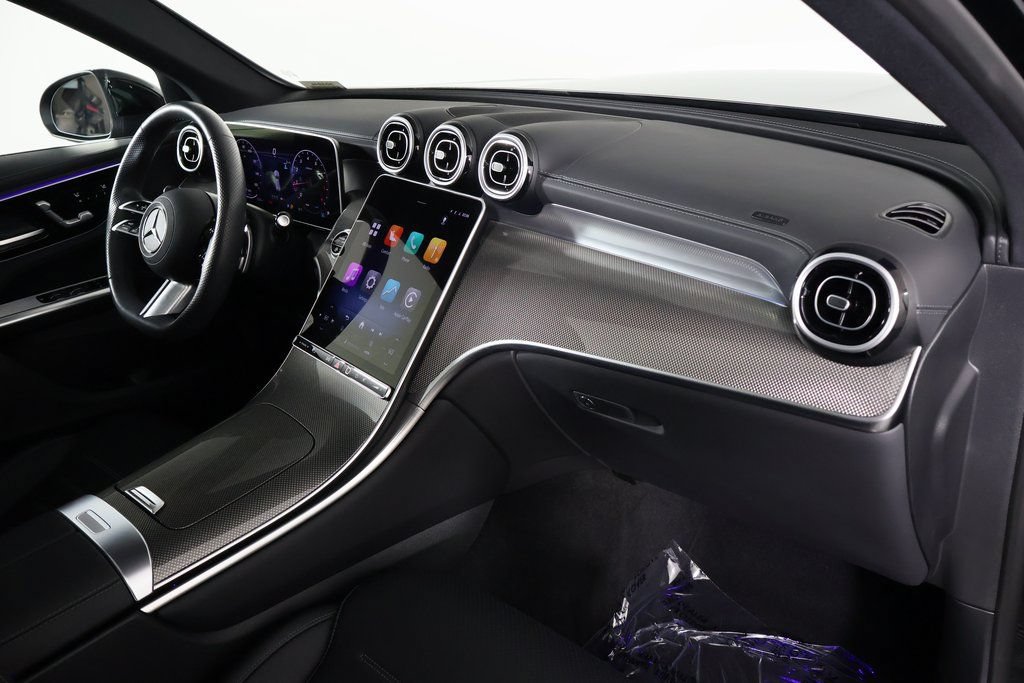 Certified 2026 Mercedes-Benz GLC 300 image 9