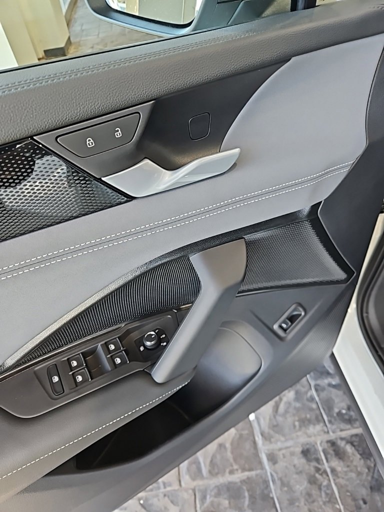 New 2026 Volkswagen Tiguan SE R-Line image 27