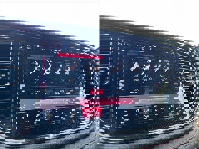 Used 2024 Dodge Durango GT image 16