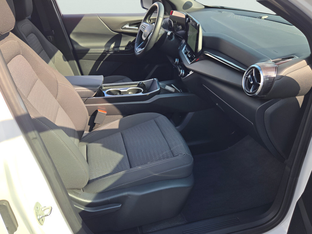 Certified 2025 Chevrolet Equinox LT FWD image 7