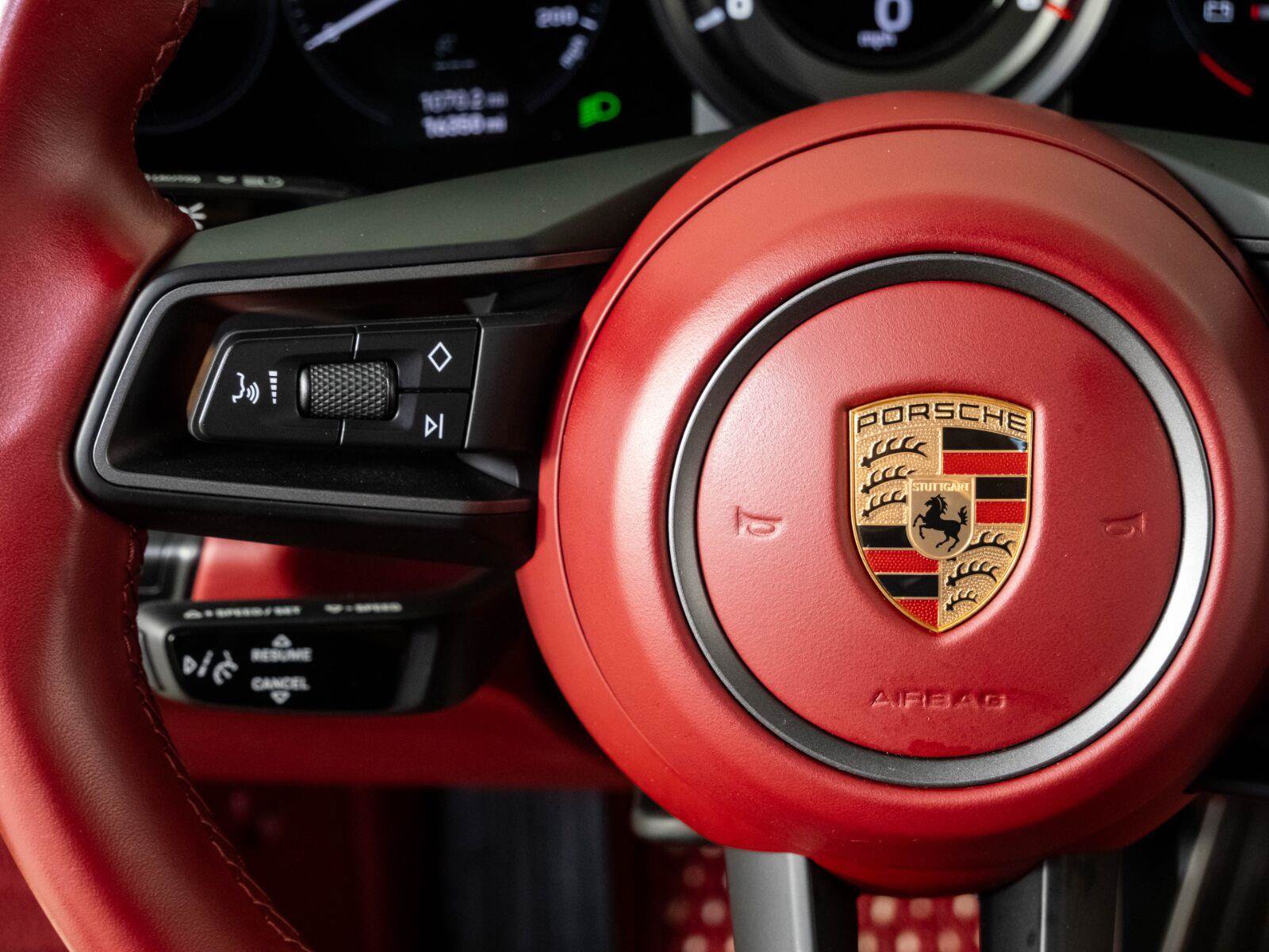 Used 2024 Porsche 911 Carrera S RWD image 10