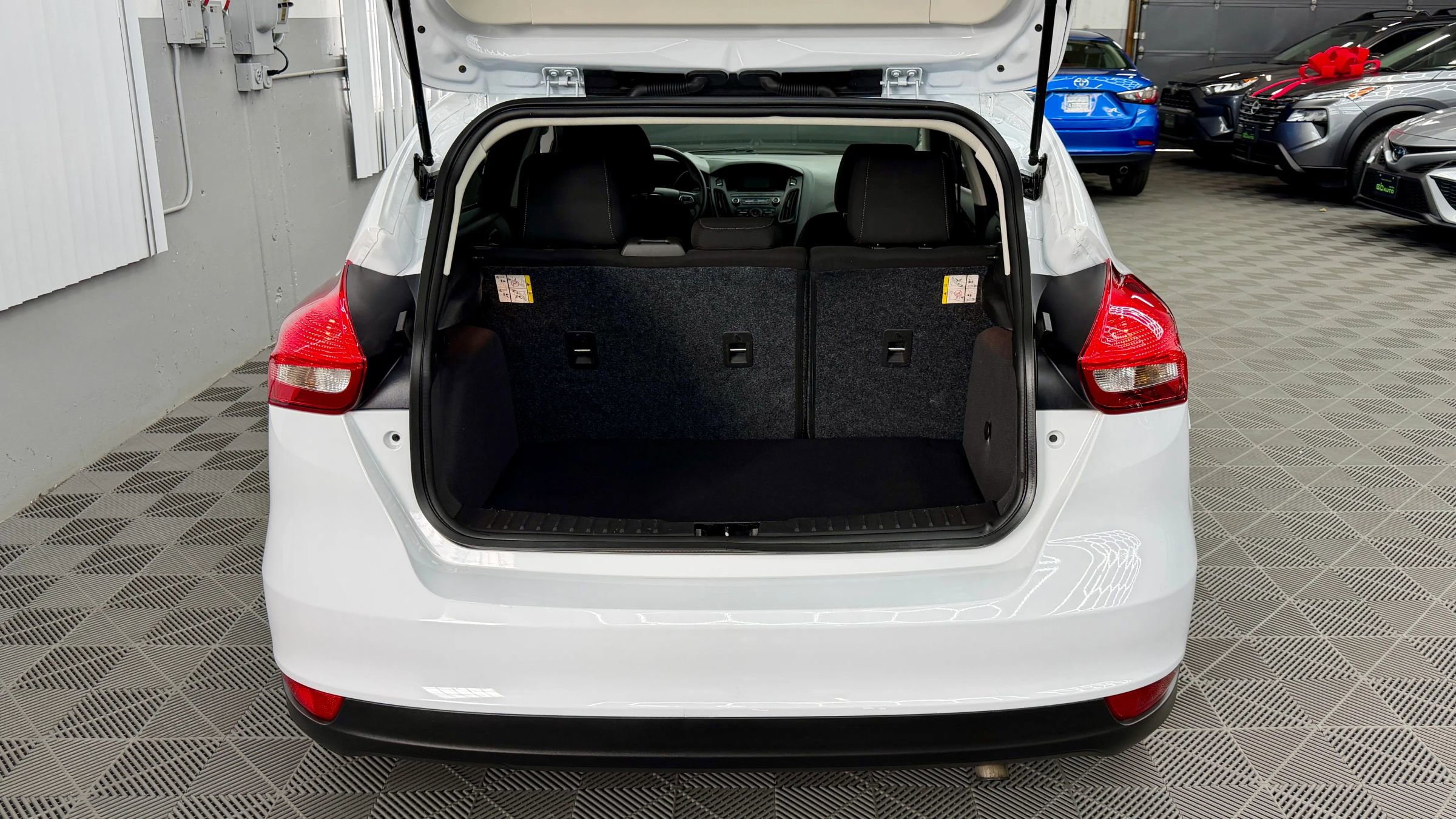 Used 2015 Ford Focus SE image 13