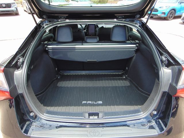 Used 2022 Toyota Prius FWD image 25