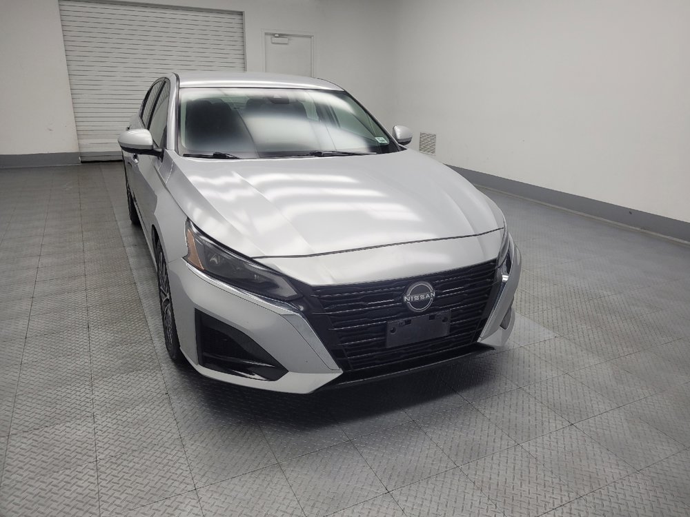 Used 2023 Nissan Altima 2.5 SV image 14