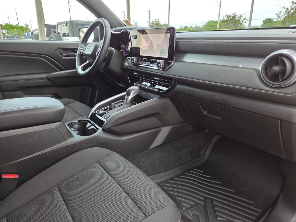 Used 2025 Chevrolet Colorado LT w/ Advanced Trailering Package RWD image 10