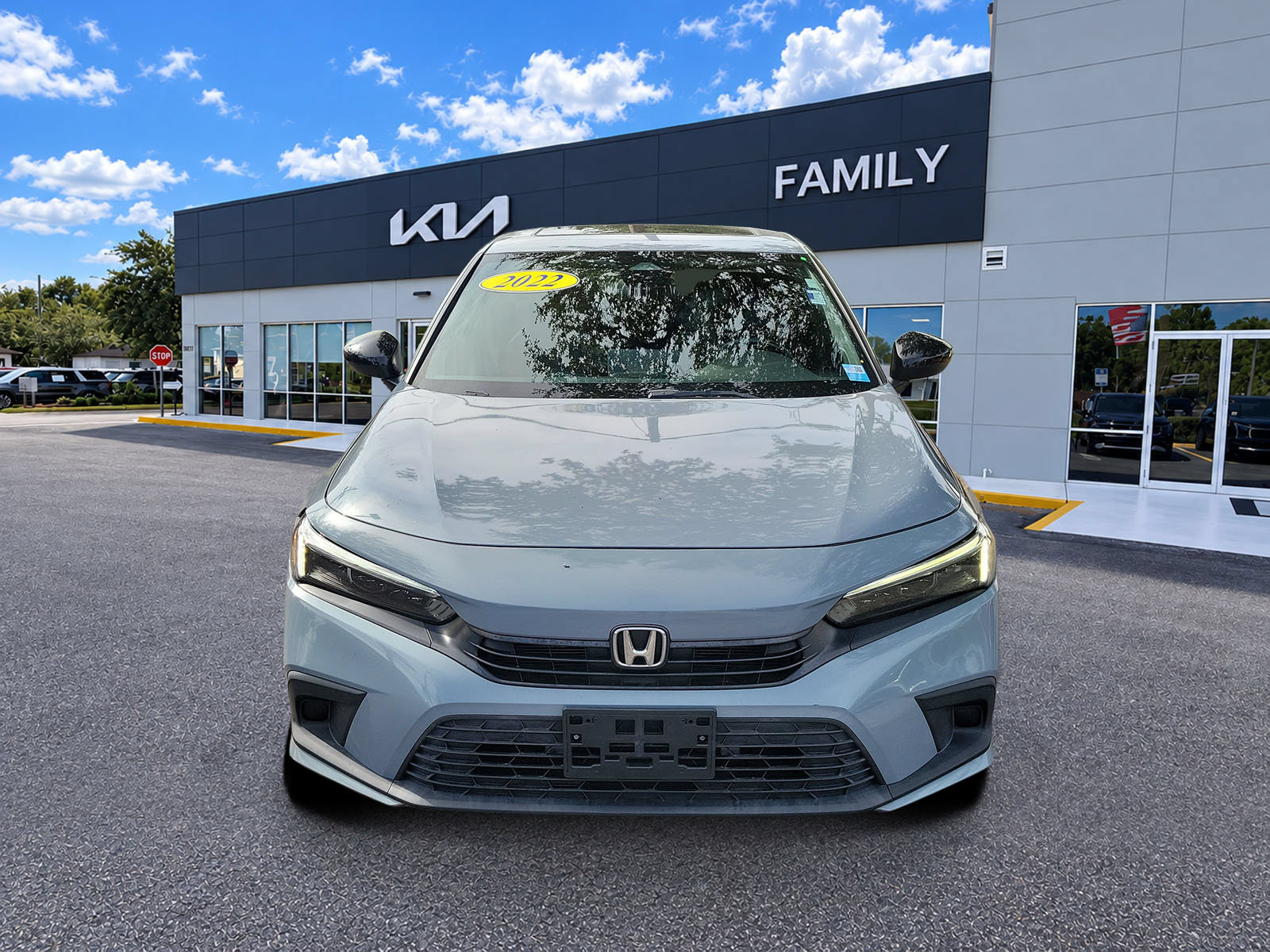 Used 2022 Honda Civic Sport image 2