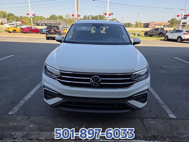 Used 2024 Volkswagen Tiguan SE FWD video 2