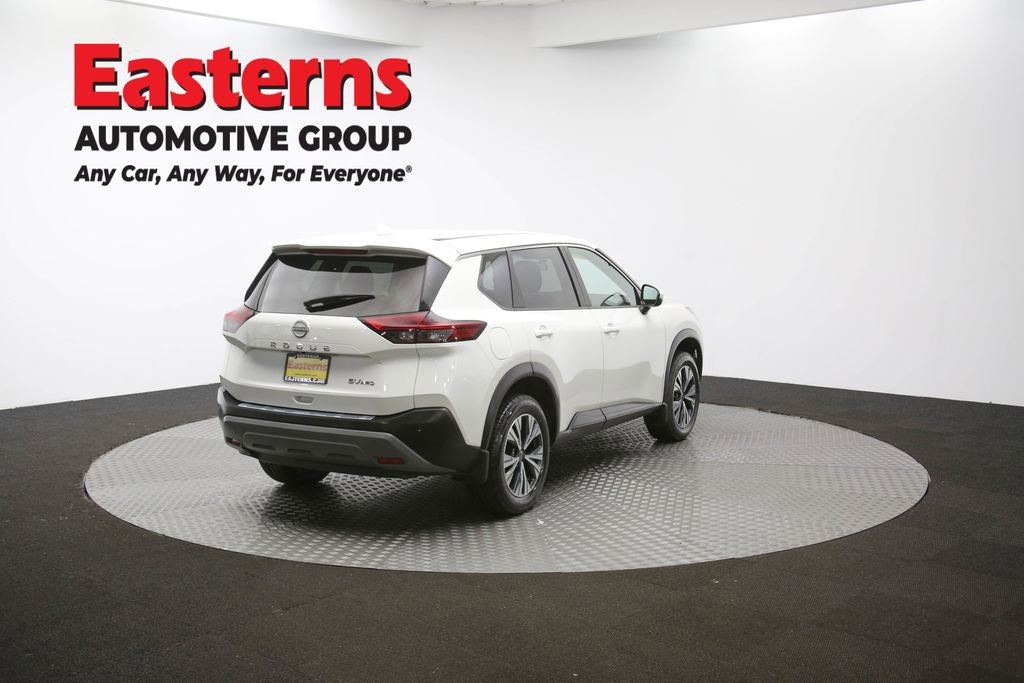 Used 2022 Nissan Rogue SV image 38