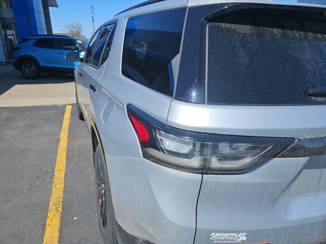 Used 2021 Chevrolet Traverse Premier w/ Redline Edition AWD/4WD image 7