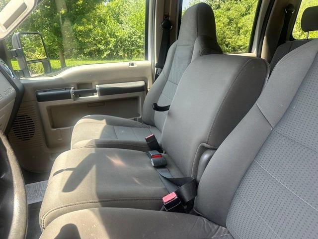 Used 2009 Ford F350 XLT AWD/4WD image 16