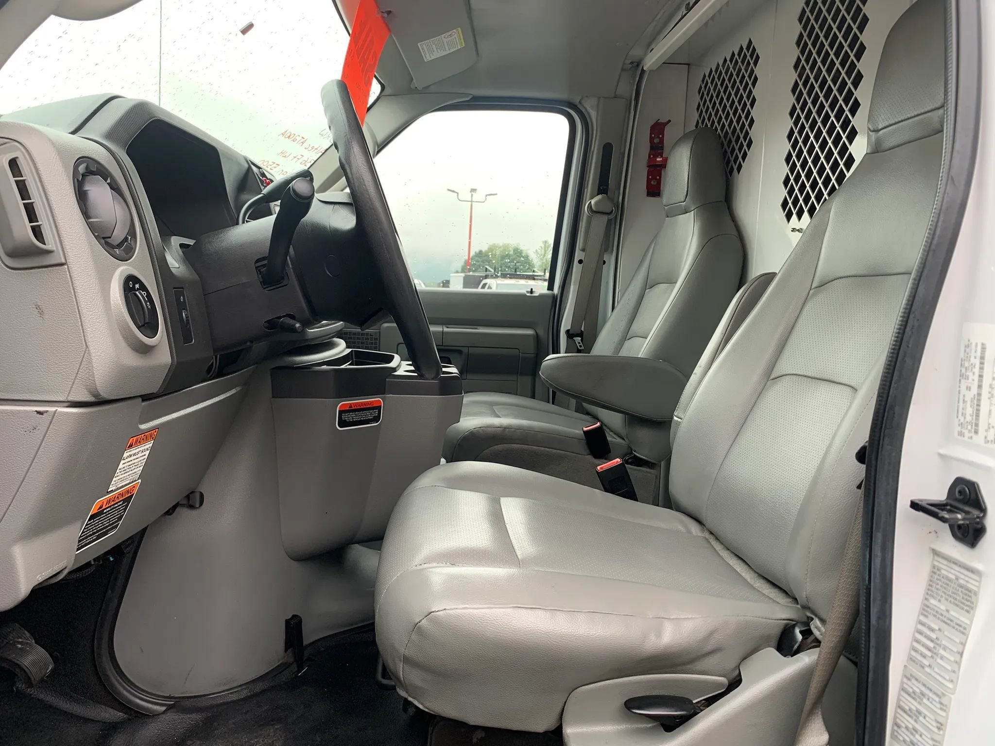 Used 2019 Ford E-350 and Econoline 350 Super Duty RWD image 7