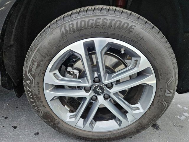 Certified 2025 Audi Q5 Premium w/ Convenience Package AWD/4WD image 22