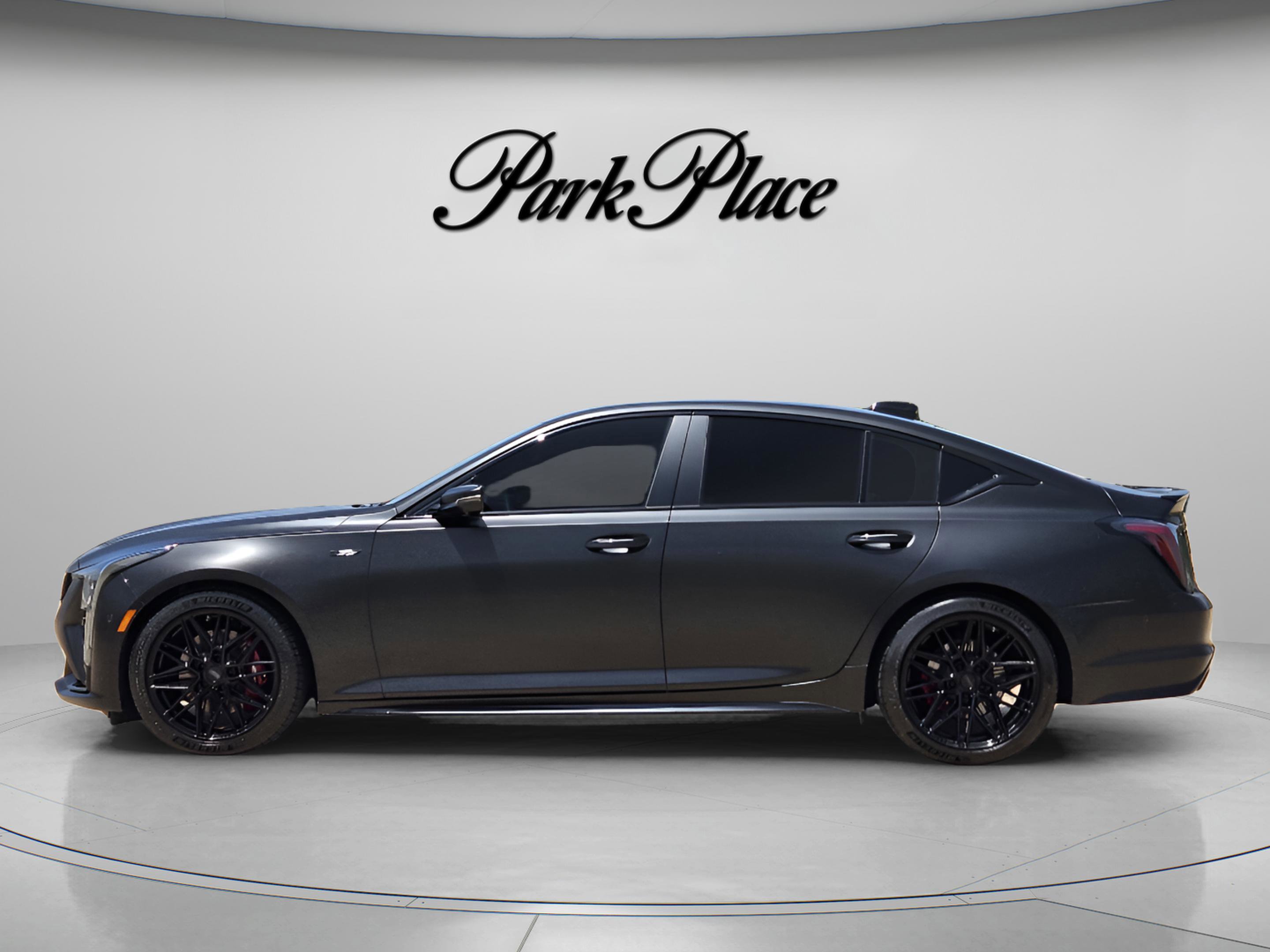 Used 2026 Cadillac CT5 V RWD image 2