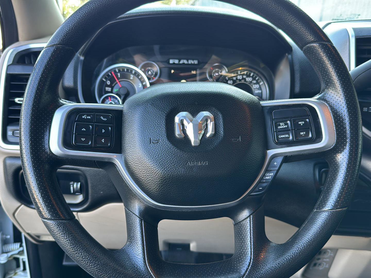 Used 2022 RAM 2500 Big Horn image 17