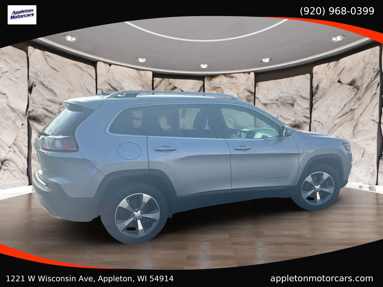 Used 2019 Jeep Cherokee Limited w/ Technology Group AWD/4WD image 8