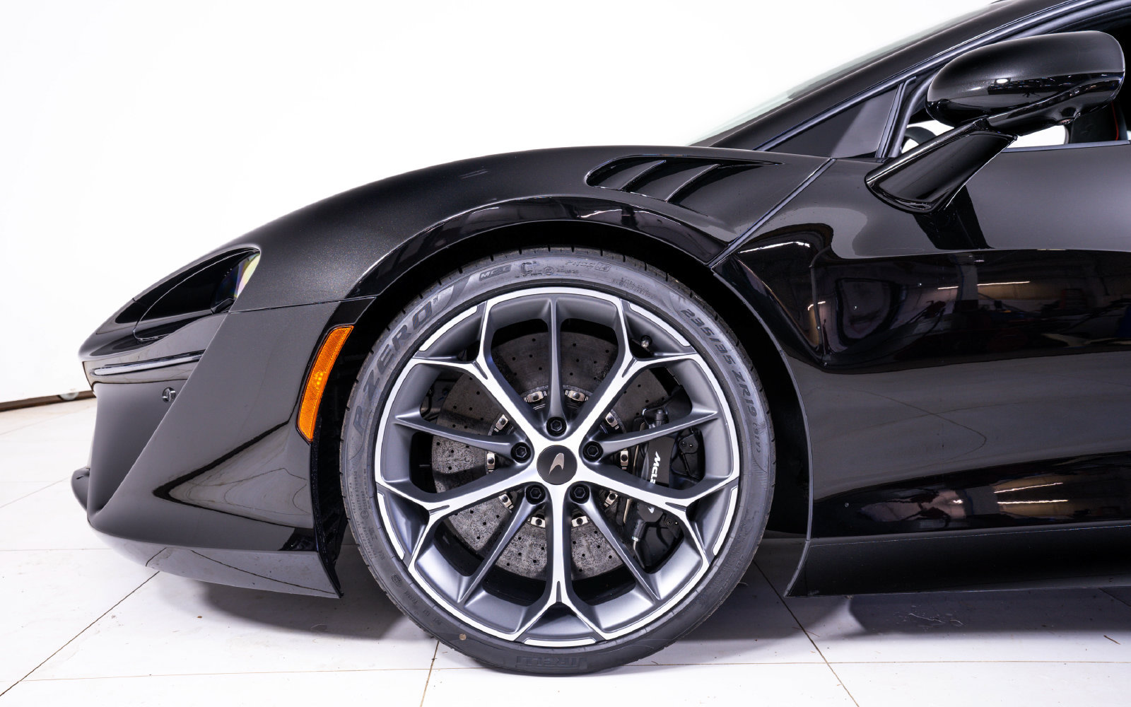New 2026 McLaren Artura RWD image 12